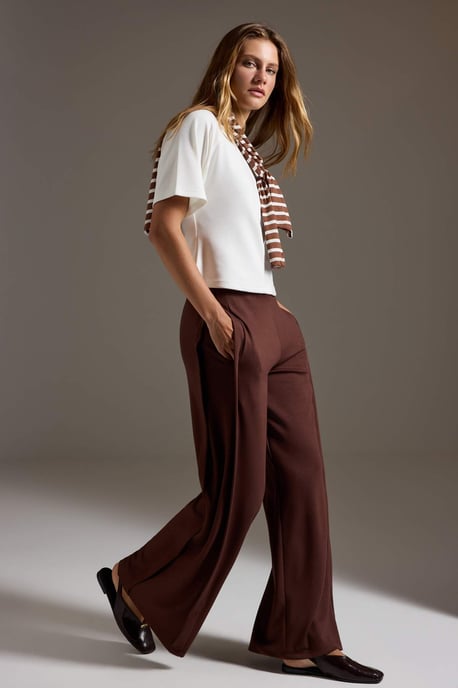 TRENDYOLMİLLA Damen Braun Einfarbig Weites Bein Normale Taille Hosen - Image 6