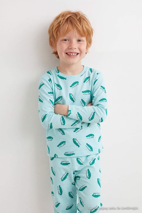 TRENDYOLKIDS Jungen Grün Mit Grafikprint Lang, Regular Fit Pyjama- Sets - Image 2