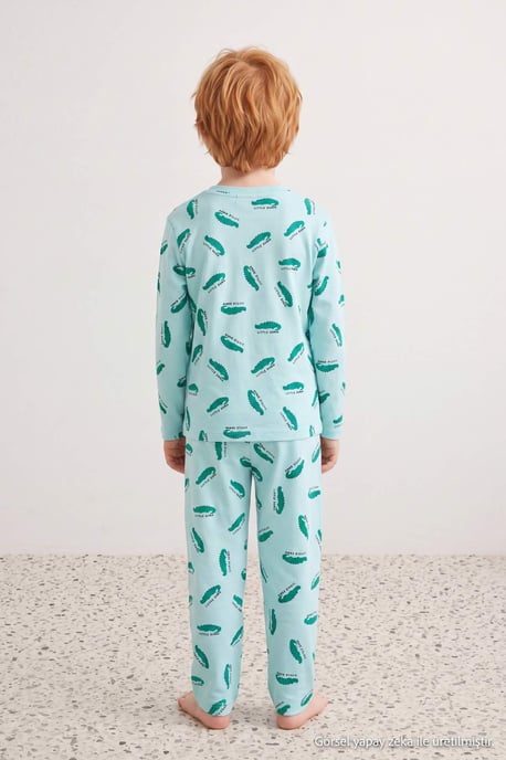 TRENDYOLKIDS Jungen Grün Mit Grafikprint Lang, Regular Fit Pyjama- Sets - Image 3