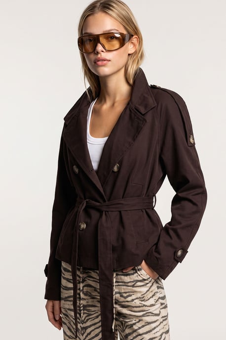 Trenchcoat - Image 5