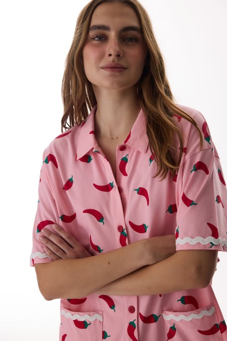 Just Chill Shirt mit Lebensmuster Kurzarm-Pyjama-Set - Image 3