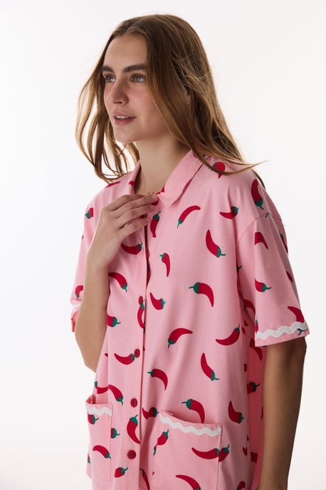 Just Chill Shirt mit Lebensmuster Kurzarm-Pyjama-Set - Image 4