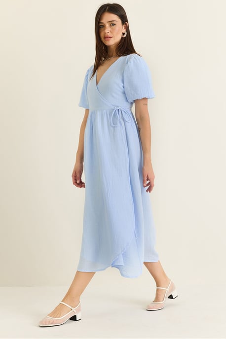 Strukturiertes V-Ausschnitt Midikleid mit Wickelverschluss - Image 1