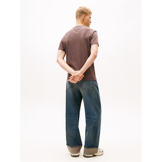 Tommy Jeans - T-Shirt für Herren,Abzeichen (Walnussbraun) - Image 5