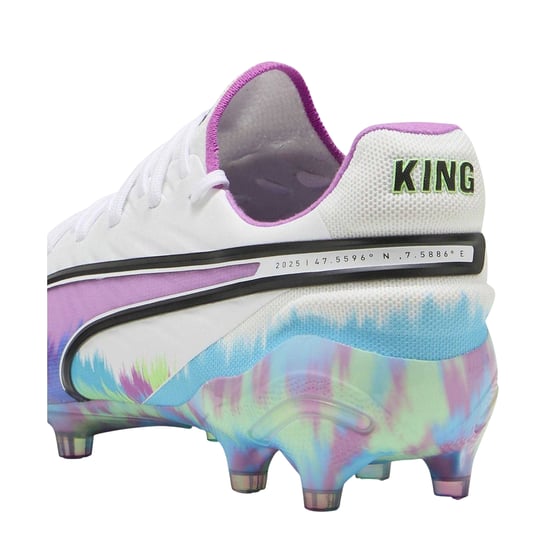 Puma - "King Ultimate Brilliance" Batik Fußballschuhe mit festem Boden für Herren (Weiß) - Image 2