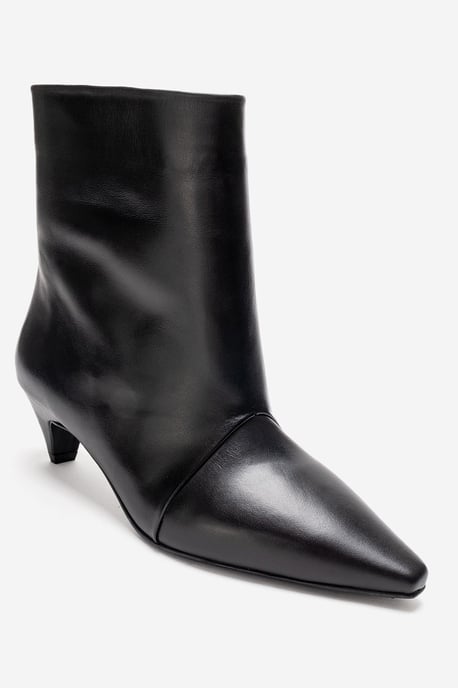 Amara Leder Kitten-Heel Stiefelette - Image 1