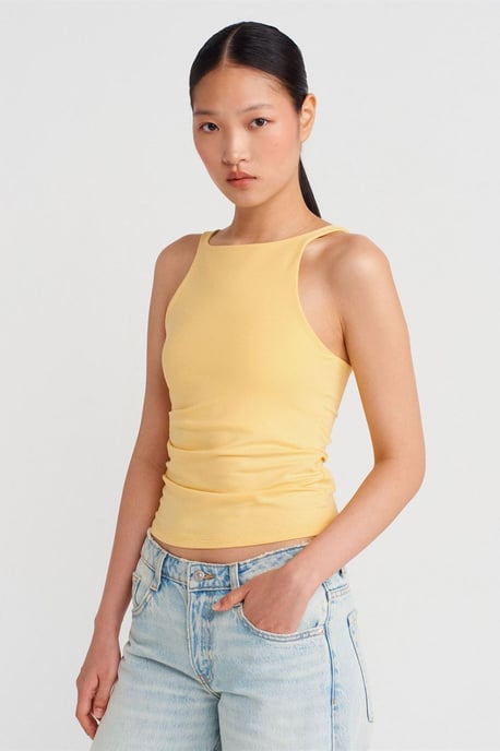 Rippenshirt ohne Ärmel im Slim-Fit mit Rundhalsausschnitt - Image 4