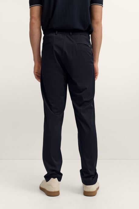 Bugatti Herren Bundfaltenhose mit Flexcity Performance Stretch - Marineblau - Image 2