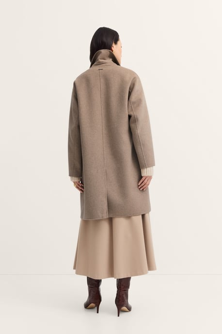 Bugatti Damen Reverskragen Mantel mit Knopfleiste und aus weichem Woll-Mix - Image 2