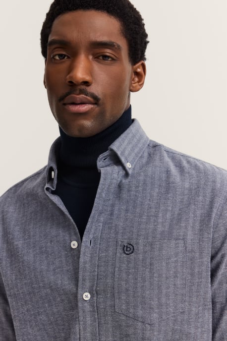 Bugatti Herren Freizeithemd langarm im Modern Fit mit Button-Down Kragen - Image 4