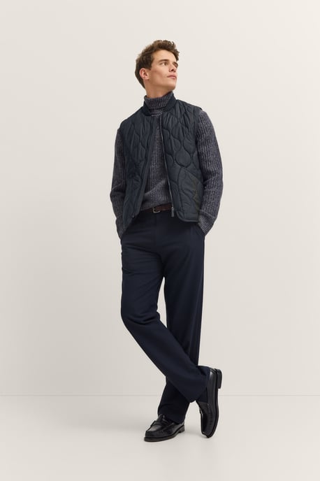 Bugatti Herren Steppweste Regular Fit mit Wellensteppung - Image 4