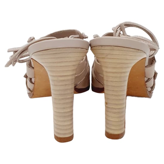 Manolo Blahnik Schnürsandalen aus grauem Leder - Image 3
