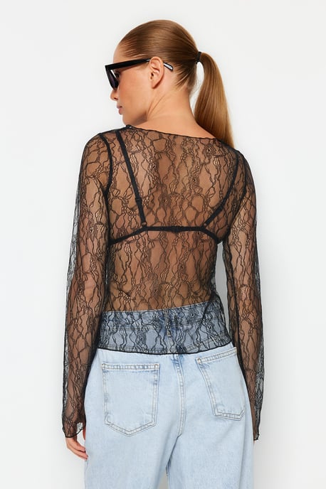 TRENDYOLMİLLA Damen Einfarbig Lang Regular Fit Blusen - Image 4