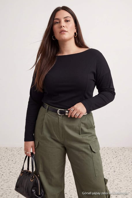 Trendyol Curve Damen Schwarz Einfarbig 3/4-Ärmel Tailliert Große Größen Blusen - Image 2