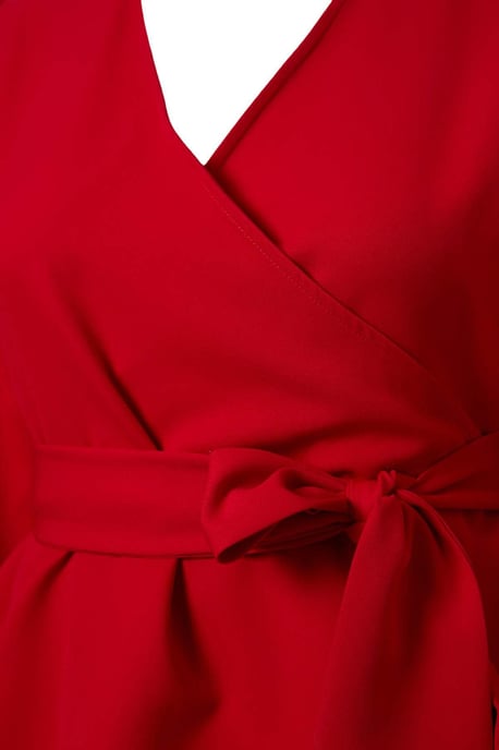 Trendyol Curve Damen Rot Einfarbig Lang, Tailliert Große Größen Blusen - Image 4