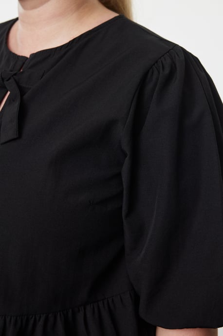 Trendyol Curve Damen Schwarz Einfarbig 3/4-Arm Regular Fit Große Größen Blusen - Image 3