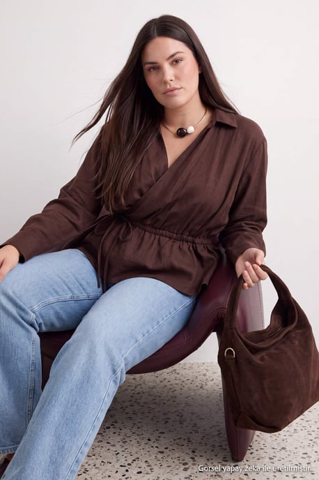 Trendyol Curve Damen Braun Einfarbig Lang, Oversize Große Größen Blusen - Image 6