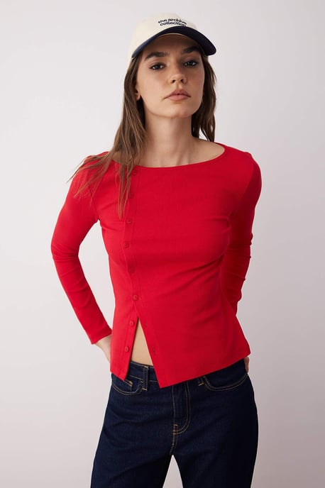 TRENDYOLMİLLA Damen Rot Einfarbig Lang Tailliert Blusen - Image 1