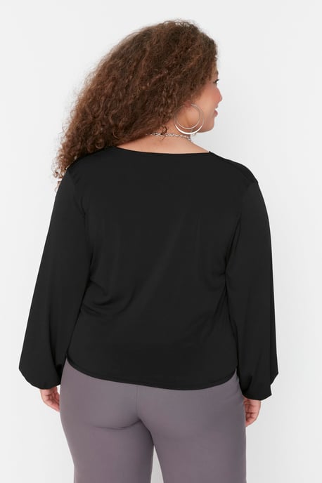 Trendyol Curve Damen Schwarz Einfarbig Lang Regular Fit Große Größen Blusen - Image 4