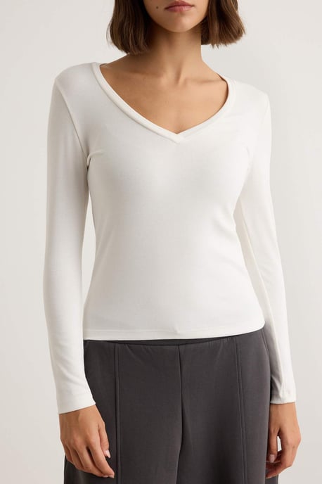 TRENDYOLMİLLA Damen Ecru Einfarbig Lang Tailliert Blusen - Image 3