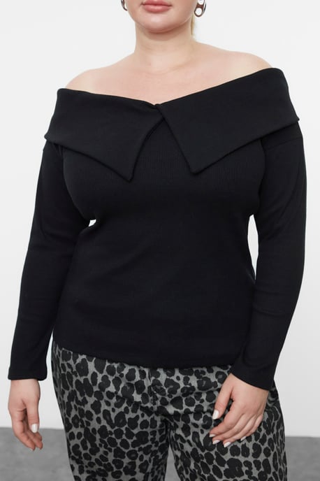 Trendyol Curve Damen Schwarz Einfarbig Lang Tailliert Große Größen Blusen - Image 2