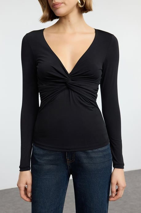 TRENDYOLMİLLA Damen Schwarz Einfarbig Lang Tailliert Blusen - Image 2
