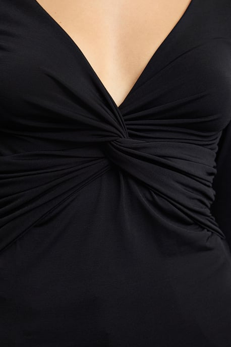 TRENDYOLMİLLA Damen Schwarz Einfarbig Lang Tailliert Blusen - Image 3