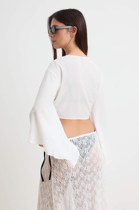 TRENDYOLMİLLA Damen Ecru Einfarbig Lang Regular Fit Blusen - Image 3