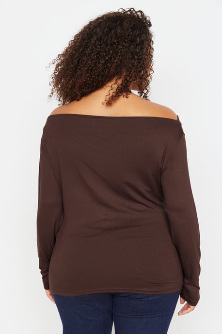 Trendyol Curve Damen Braun Einfarbig Lang Regular Fit Große Größen Blusen - Image 4