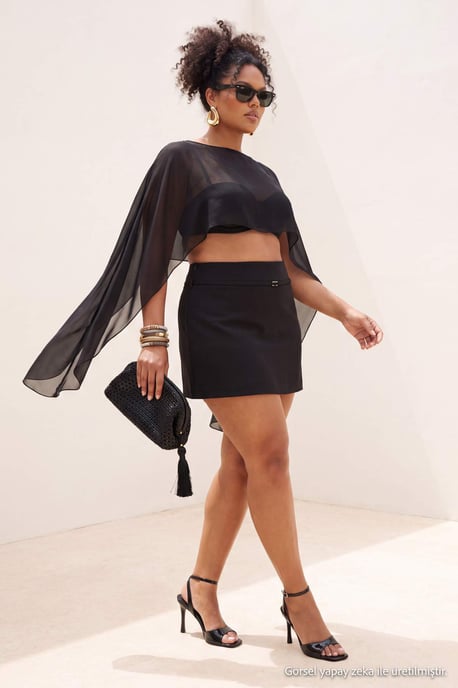 Trendyol Curve Damen Schwarz Einfarbig Lang Oversize Große Größen Blusen - Image 1