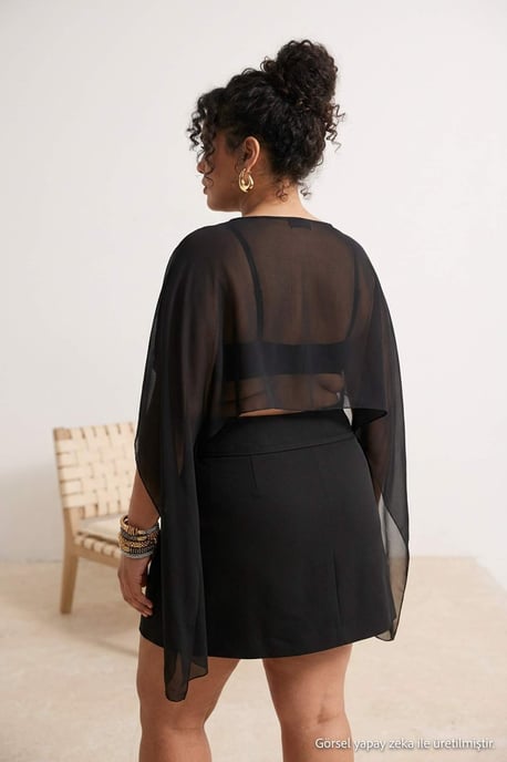Trendyol Curve Damen Schwarz Einfarbig Lang Oversize Große Größen Blusen - Image 3