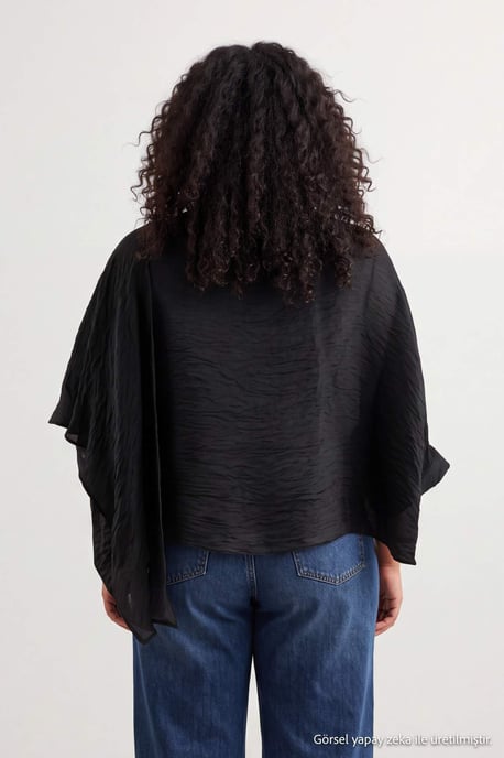 Trendyol Curve Damen Schwarz Einfarbig Lang Oversize Große Größen Blusen - Image 2