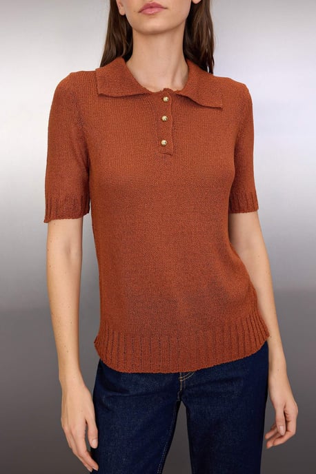 TRENDYOLMİLLA Damen Braun Einfarbig Kurz Regular Fit Blusen - Image 2