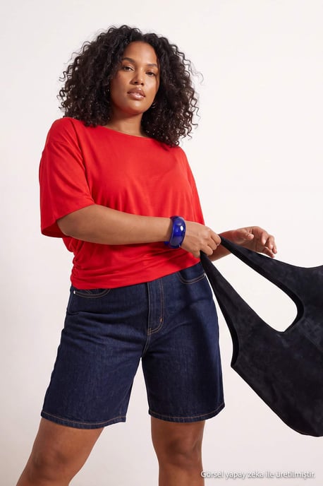 Trendyol Curve Damen Rot Gestreift Kurz Regular Fit Große Größen Blusen - Image 1