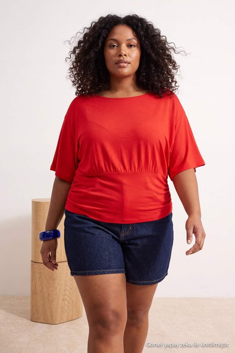 Trendyol Curve Damen Rot Gestreift Kurz Regular Fit Große Größen Blusen - Image 6