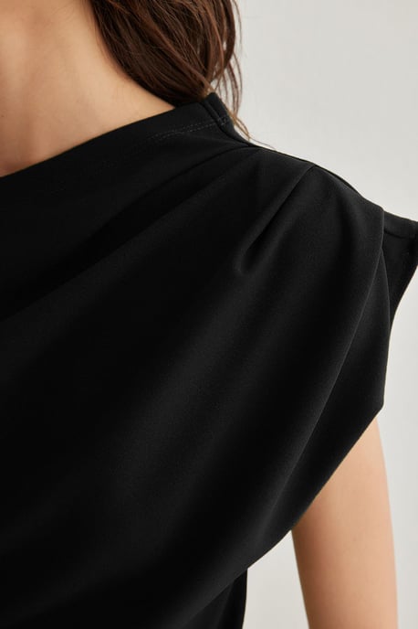 TRENDYOLMİLLA Damen Schwarz Einfarbig Kurz Regular Fit Blusen - Image 4