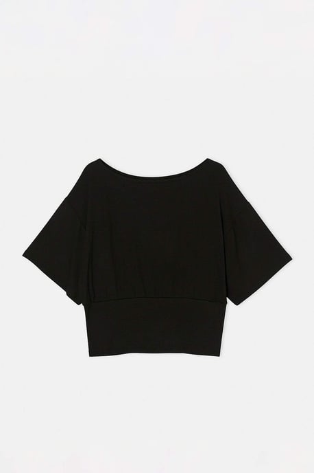 Trendyol Curve Damen Schwarz Gestreift Kurz Regular Fit Große Größen Blusen - Image 5