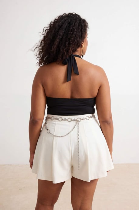 Trendyol Curve Damen Schwarz Einfarbig Ärmellos Tailliert Große Größen Blusen - Image 2