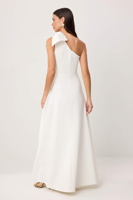 TRENDYOLMİLLA Damen Weiß Einfarbig Maxi Ärmellos Abschluss / Ball A-Linie Abend & Ball Kleid - Image 3