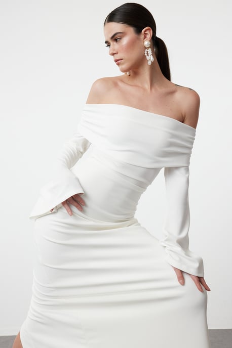 TRENDYOLMİLLA Damen Weiß Einfarbig Maxi Lang Ball Gerade Abend & Ball Kleid - Image 2
