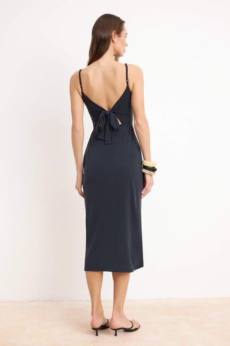 TRENDYOLMİLLA Damen Grau Einfarbig Maxi Ärmellos Casual Bodycon Kleider - Image 3