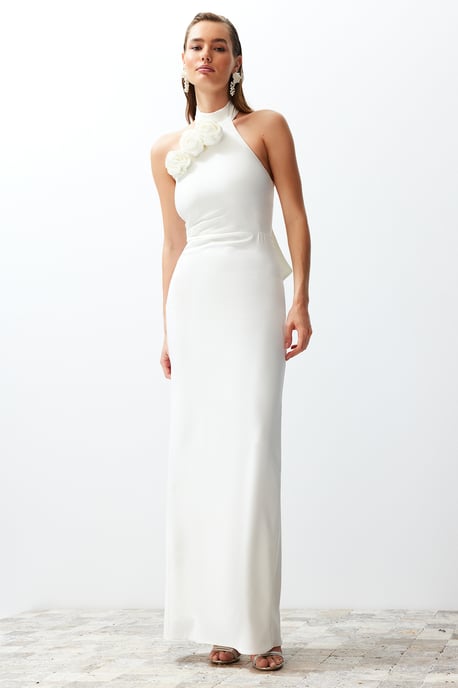 TRENDYOLMİLLA Damen Weiß Einfarbig Maxi Ärmellos Abschluss / Ball Gerade Abend & Ball Kleid - Image 5