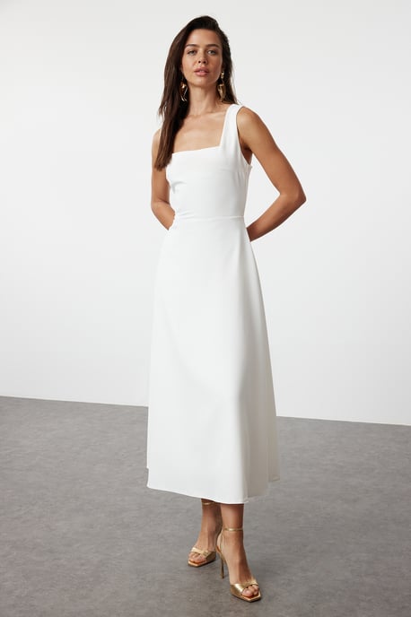 TRENDYOLMİLLA Damen Weiß Einfarbig Maxi Ärmellos Ball Skater Kleider - Image 3
