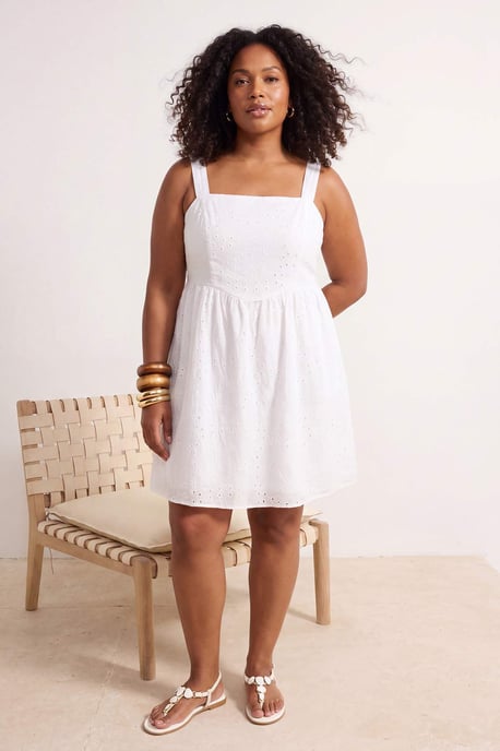 Trendyol Curve Damen Weiß Einfarbig Maxi Ärmellos Casual A-Linie Große Größen Kleid - Image 2