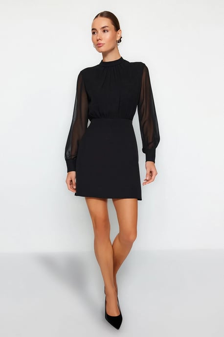 TRENDYOLMİLLA Damen Schwarz Einfarbig Kurz / Mini Lang Abend / Alltag A-Linie Kleider - Image 1