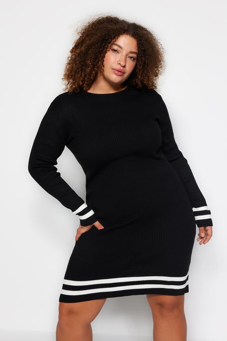 Trendyol Curve Damen Schwarz Gestreift Kurz / Mini Lang Casual Bodycon Große Größen Kleid - Image 2