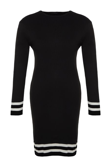 Trendyol Curve Damen Schwarz Gestreift Kurz / Mini Lang Casual Bodycon Große Größen Kleid - Image 5