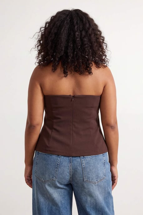 Trendyol Curve Damen Braun Einfarbig Ärmellos Tailliert Große Größen Blusen - Image 2