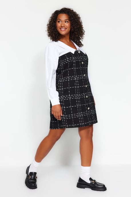 Trendyol Curve Damen Schwarz Kariert Kurz / Mini Lang Casual Bodycon Große Größen Kleid - Image 6