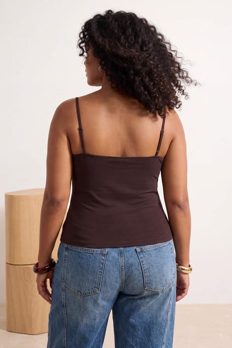 Trendyol Curve Damen Braun Einfarbig Ärmellos Tailliert Große Größen Blusen - Image 3